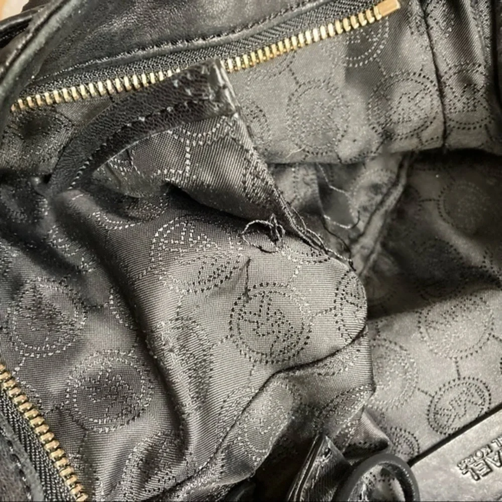 Michael kors black leather quilted bag